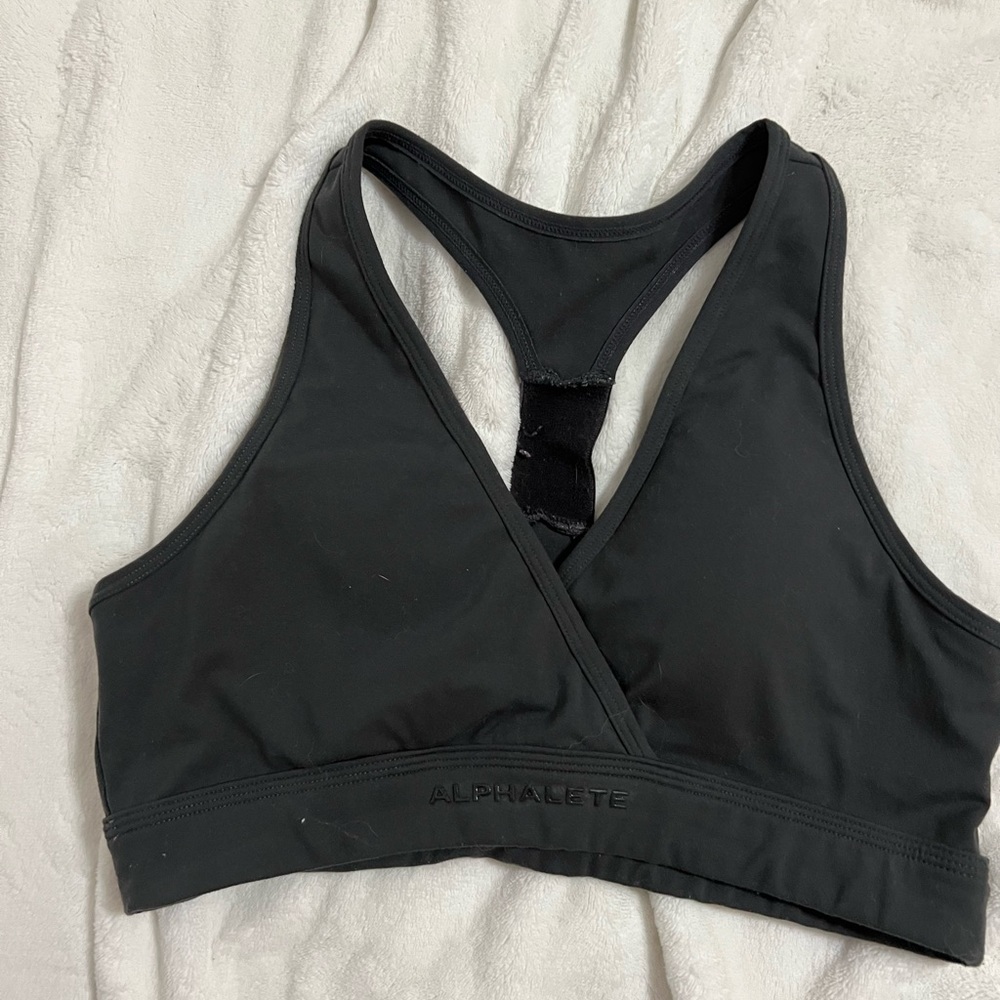 Alphalete Surface Wrap Bra